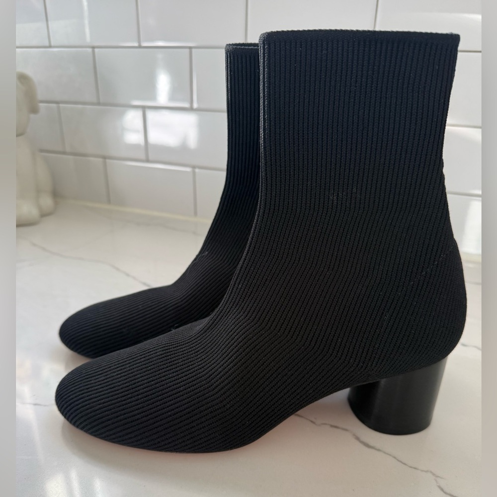 VINCE TASHA BLACK FALL WINTER SOCK BOOTIES Size 8